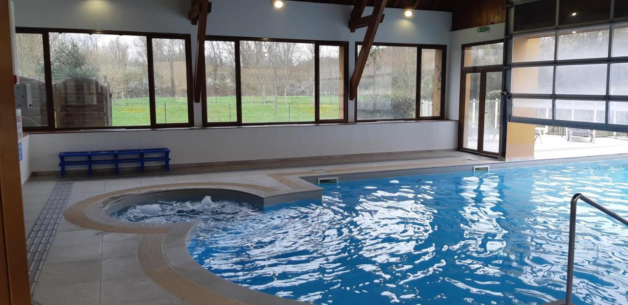 Charmant Logement Avec Piscine Bergerac Kültér fotó